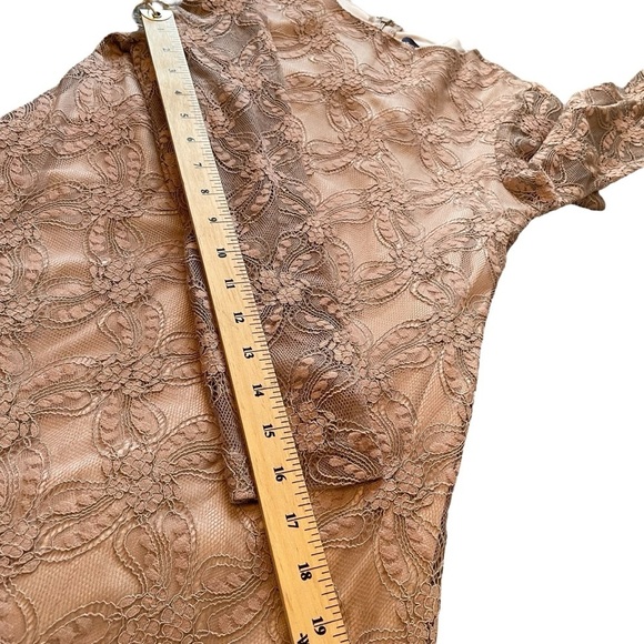 Amaryllis Stylish Tan Lace Dress with Ruffle Hem-Lined-Size XS- - Picture 9 of 10